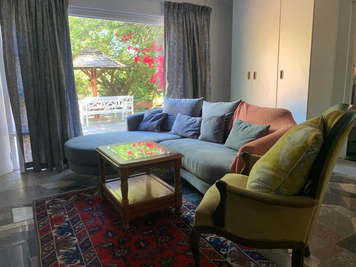 The Little Hideaway Guesthouse Stellenbosch Exteriör bild
