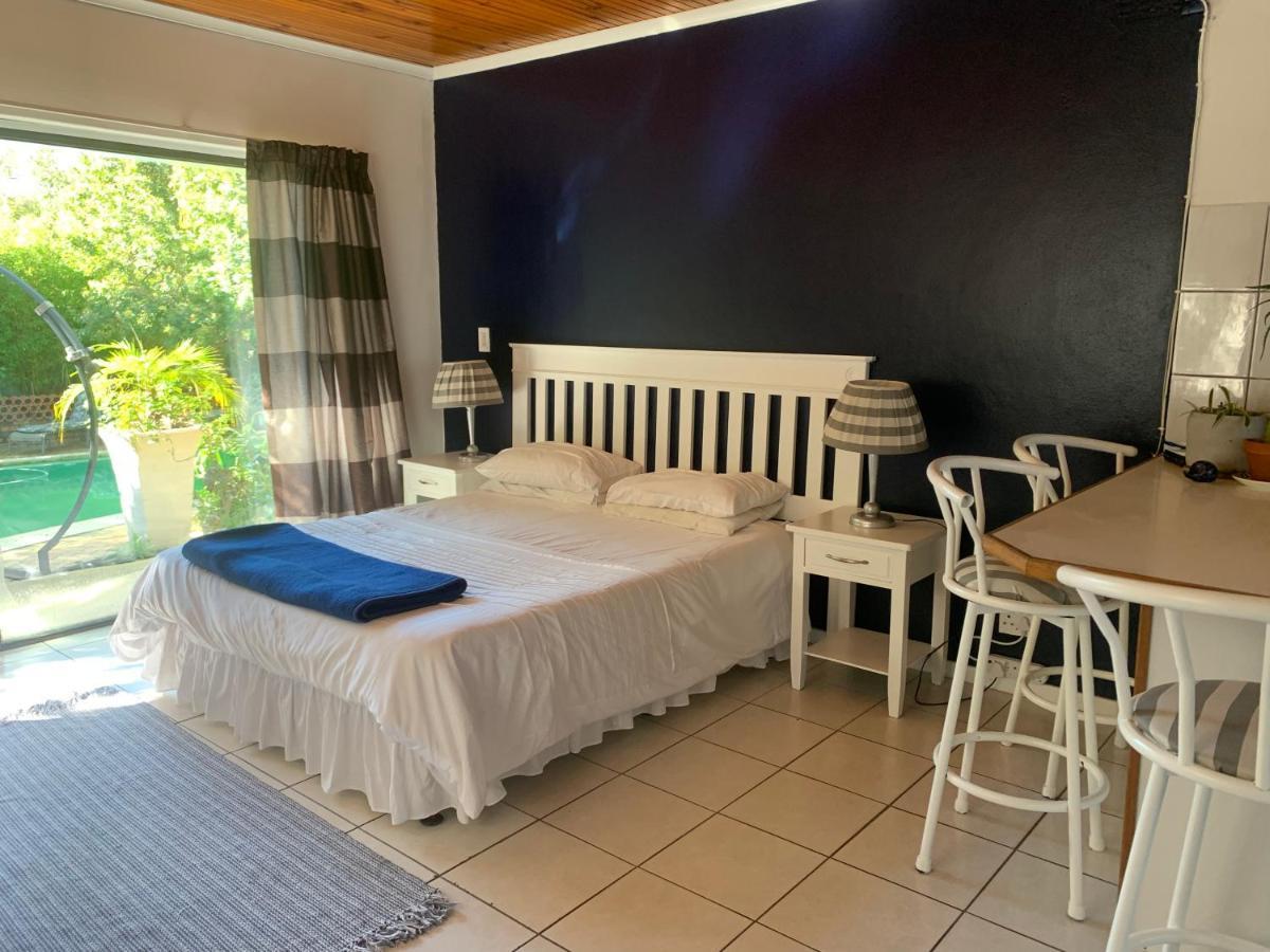The Little Hideaway Guesthouse Stellenbosch Exteriör bild